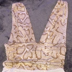 Snakeskin cop top🛍